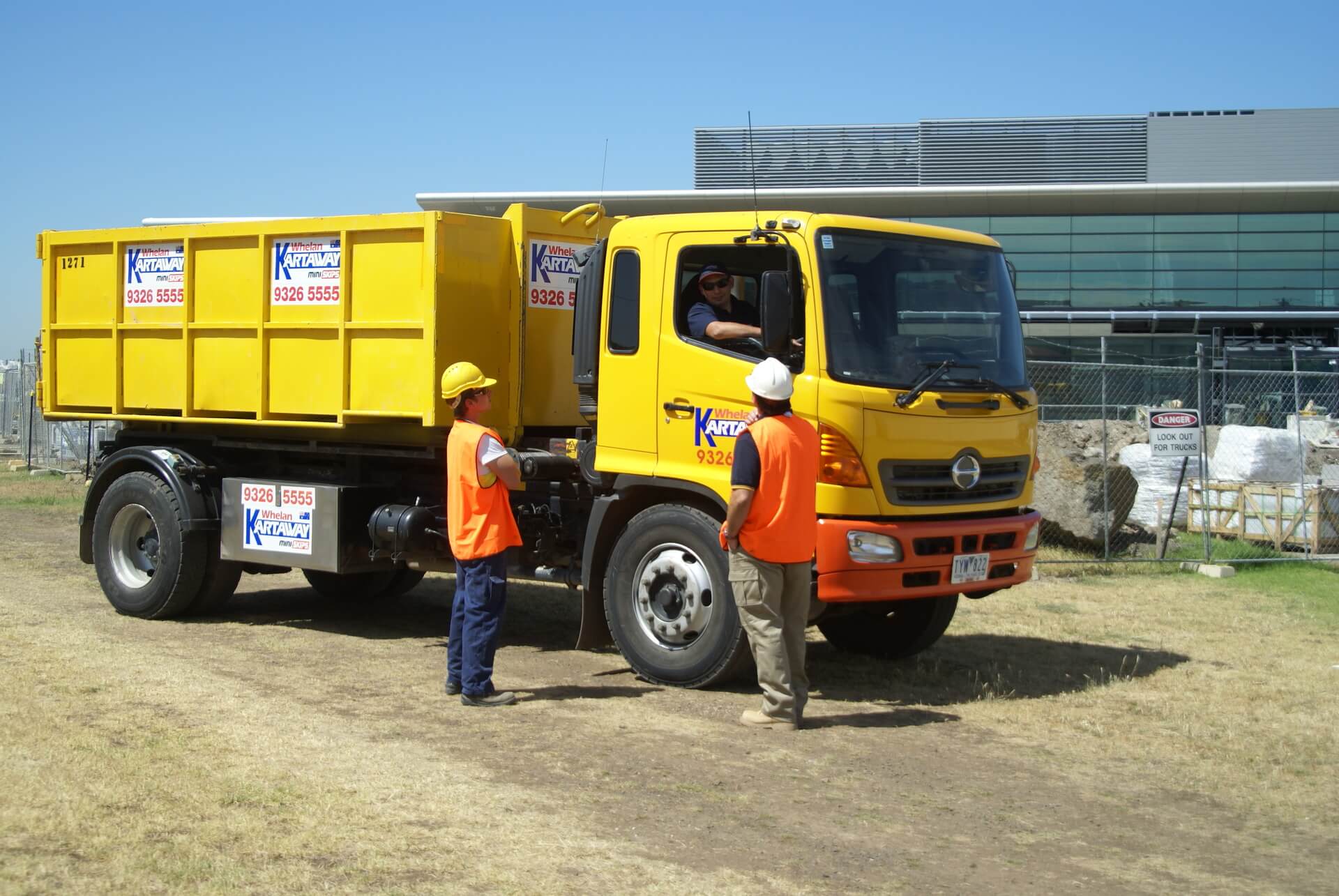 Kartaway Industrial Waste Removal Truck